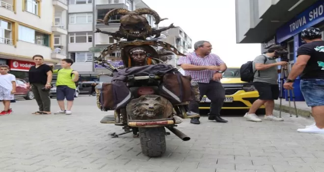 MadMax filminden esinlendi, kendi motosikletini yaptı
