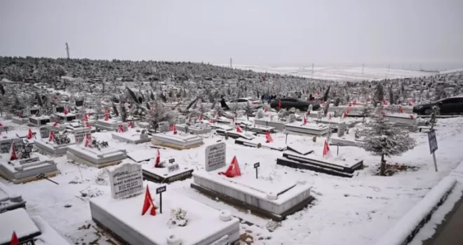 Malatya Büyükşehir acılı günlerde de vatandaşın yanında