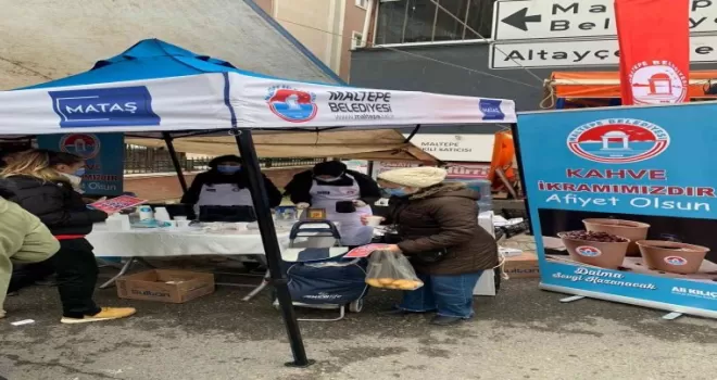 Maltepe’de alışveriş arası kahve molası
