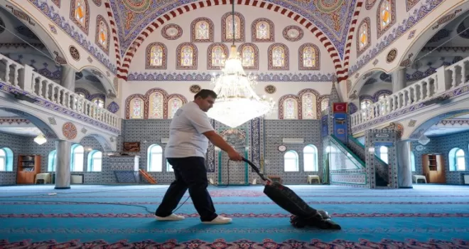 Maltepe’de ibadethaneler Ramazan Bayramı’na hazır