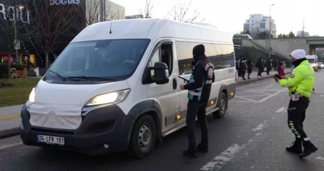 Maltepe’de okul servislerine sıkı denetim
