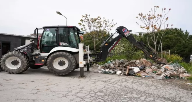 Maltepe’nin mahallelerinde bahar temizliği