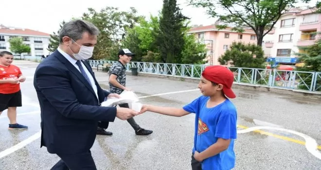 Mamak Belediye Başkanı Köse’den maske denetimi
