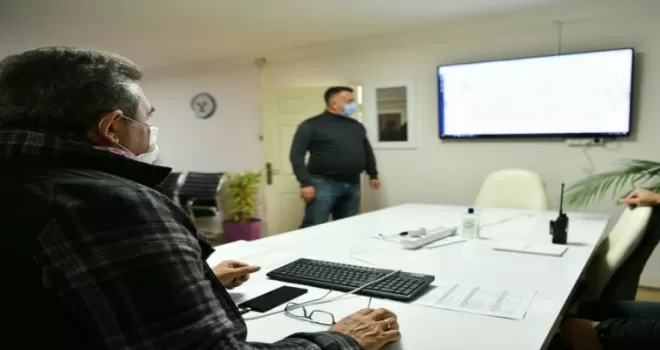 Mamak Belediyesi karla mücadelede hız kesmiyor
