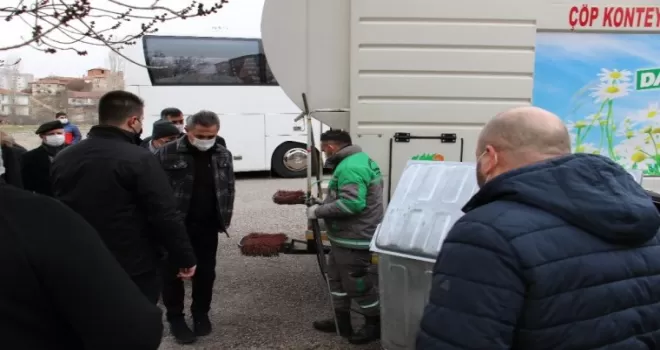 Mamak Belediyesi’nden iki mahallede hizmet seferberliği
