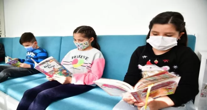 Mamak Belediyesi’nden miniklere kitap okuma etkinliği
