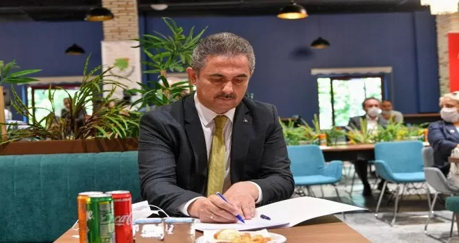 Mamak’ta 13 eser hizmete girdi
