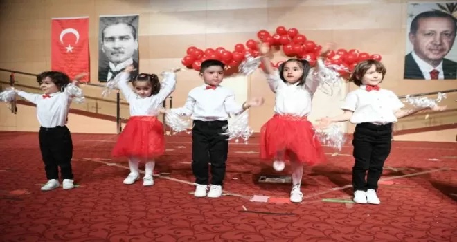 Mamak’ta miniklerin bayram sevinci
