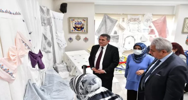 Mamak’taki Ekin Aile Merkezinde sergi heyecanı
