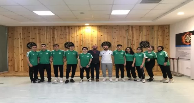 Mamaklı genç dartçılar son 16’da
