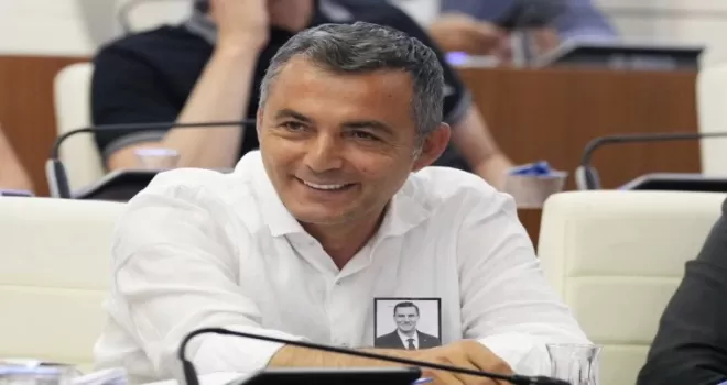 Manavgat’ta tutuklanan başkan görevden uzaklaştırıldı