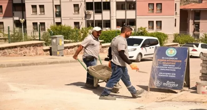 Manisa Akgedik’te üstyapı çalışmaları sürüyor