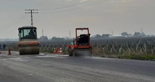 Manisa Büyükşehir Belediyesi, yollarda konforu artırıyor