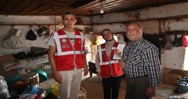 Manisa Büyükşehir’den deprem mağdurlarına yardım eli