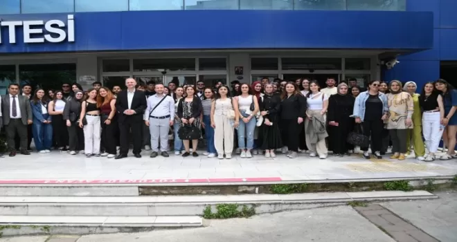 Manisa Büyükşehir’den üniversitelilere kariyer desteği