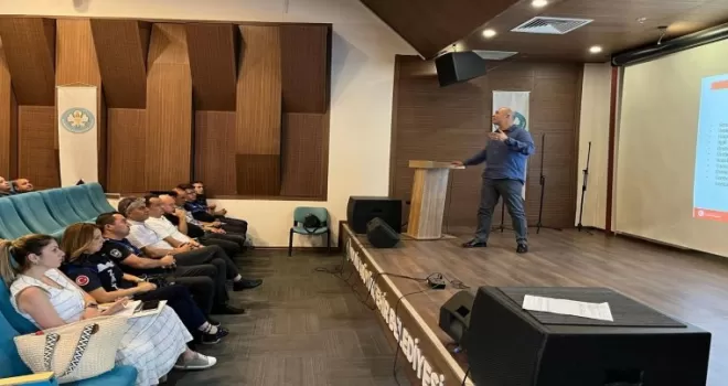 Manisa’da hal personeline mevzuat ve denetim eğitimi