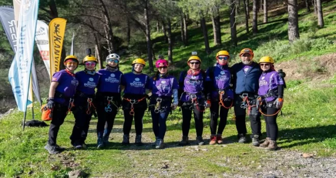 Manisa’da kadın sporcular Gelin Uçtu Kanyonu’nu geçti
