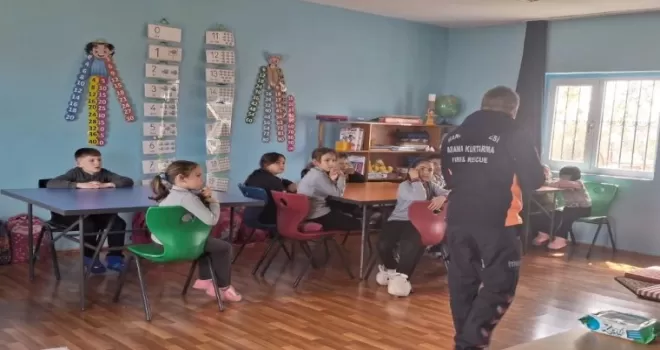 Manisa İtfaiyesi’nden öğrencilere yangın güvenliği eğitimi