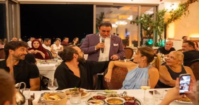 Mardin’de türküler söylendi, lezzetler konuştu