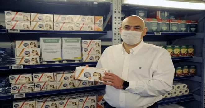Marketlerde cerrahi maske satışı başladı
