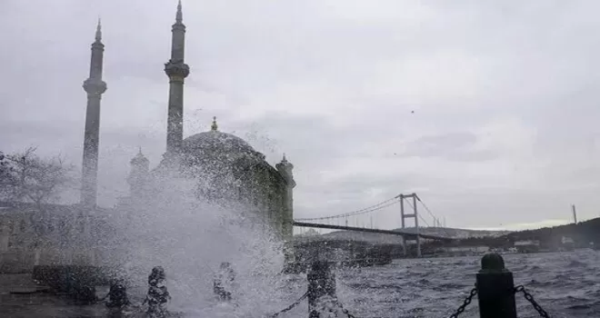 Marmara ve Kuzey Ege kıyılarına ’kuvvetli’ uyarı!