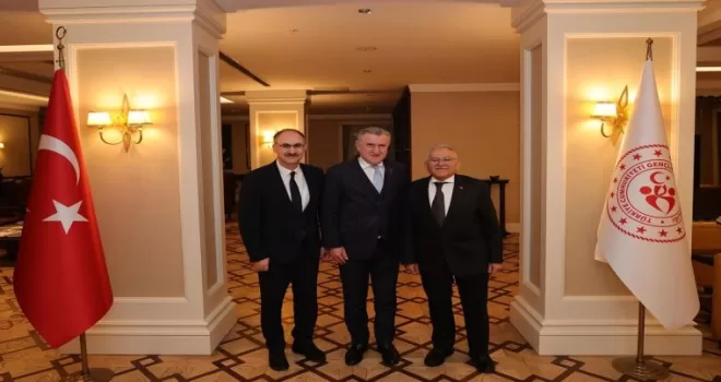 Memduh Büyükkılıç’tan ’Ankara’ çıkarması