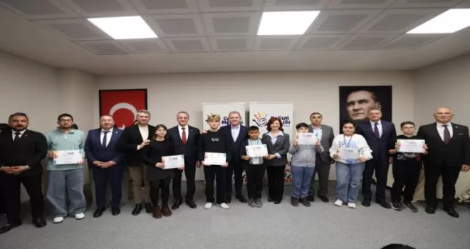 Mersin’de Çocuk Meclisi’nin son toplantısı yapıldı