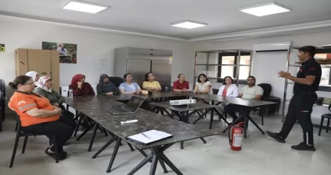 Mersin’de kadınlara ‘Yangın Güvenliği’ eğitimi verildi