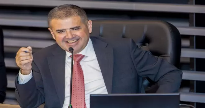 Mezitli Belediye Başkanı CHP’den ihraç edildi