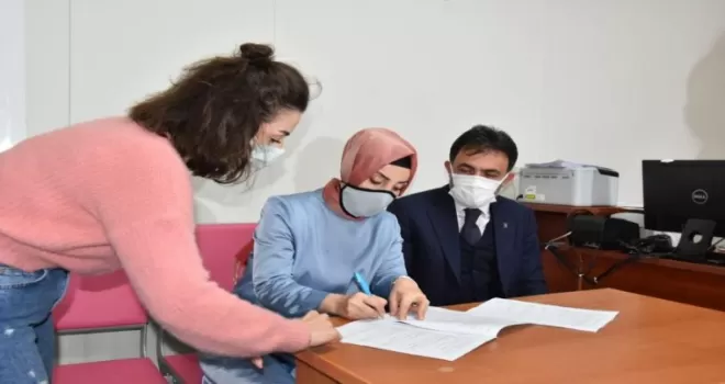 Milletvekili Ayvazoğlu, TURKOVAC aşısı için gönüllü oldu