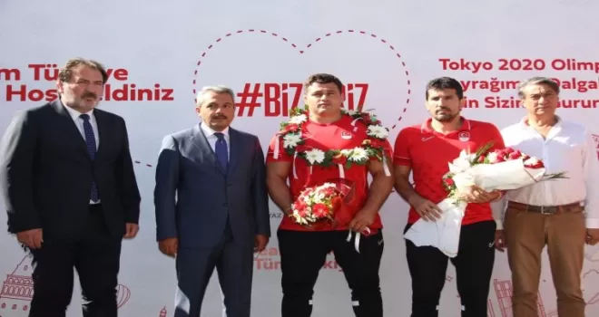 Milli güreşçi Rıza Kayaalp’e coşkulu karşılama
