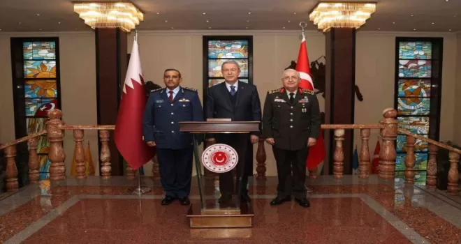 Milli Savunma Bakanı Akar, Katar Genelkurmay Başkanı Al-Nabet ile görüştü
