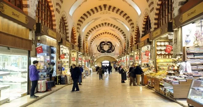 Mısır Çarşısı sessizliğe büründü
