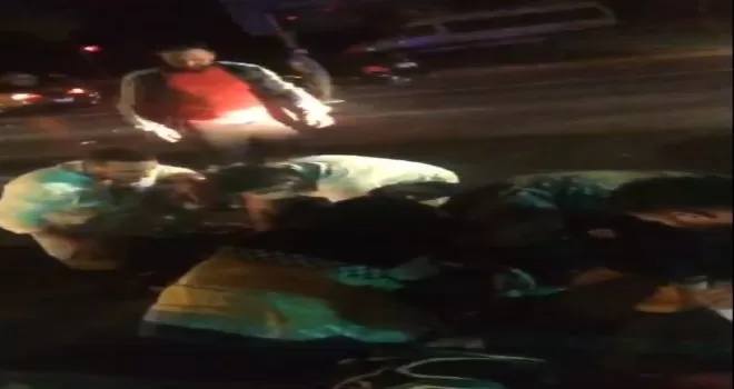 Motosiklet ile ticari taksi çarpıştı: 1 yaralı
