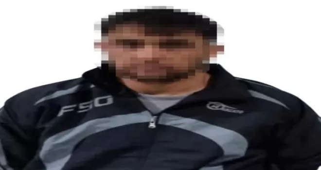 Motosikletle uyuşturucu taşıyan zanlılar polise yakalandı
