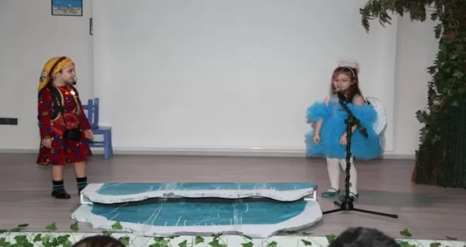 Mudanya’da miniklerden “Deniz Anadolu Diyarında“ oyunu