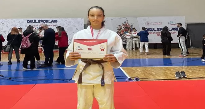 Mudanyalı sporcu Duru Şimşek, Mart’ta Bursa’yı temsil edecek