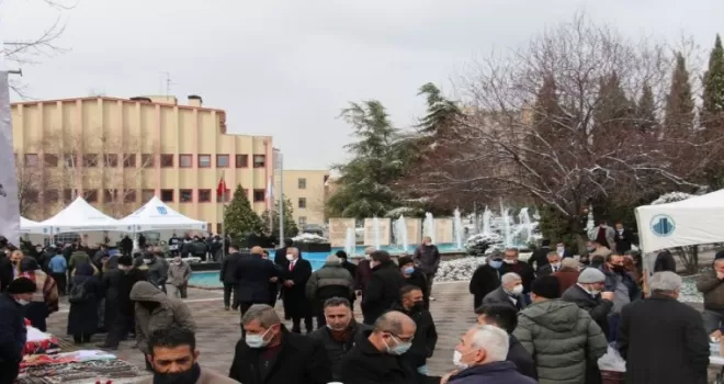 Muhsin Yazıcıoğlu kabri başında dualarla anıldı
