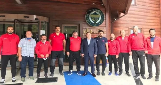 Musa Aydın’dan milli takıma ziyaret
