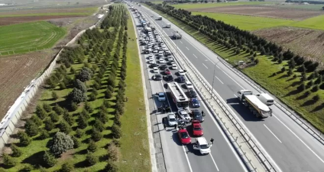 Mustafa Sarıgül’ün dev konvoyu havadan görüntülendi
