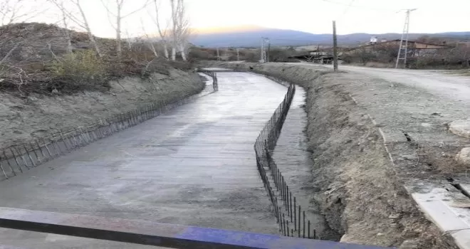 Nallıhan’da yıllardır taşkın korkusu yaşatan dere ıslah ediliyor
