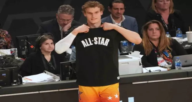 NBA’de ’En Çok Gelişme Gösteren Oyuncu’ ödülü, Lauri Markkanen’in oldu
