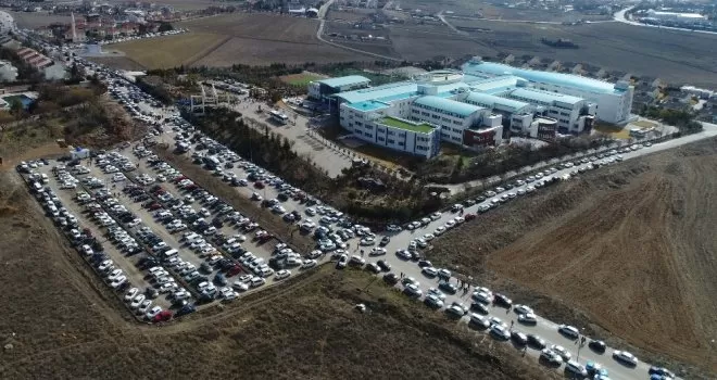 Nesibe Aydın’da bin 580 kontenjan için 45 bin 662 öğrenci sınava girdi
