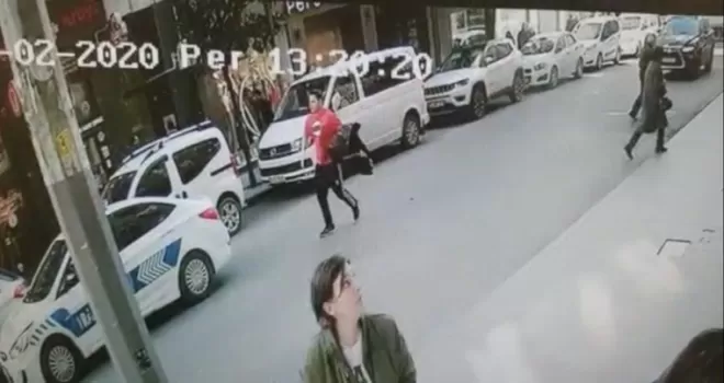 Nişantaşı’nda kadın trafik polisinden hayat kurtaran müdahale
