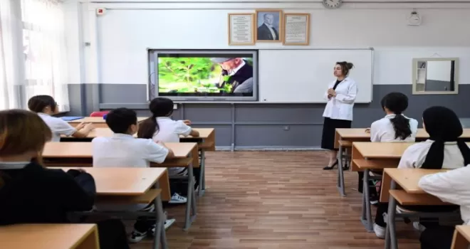 Öğretmenlerin yer değiştirme başvuruları 4-6 Mayıs’ta