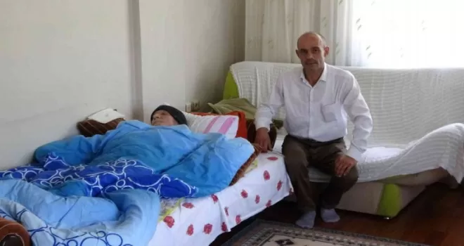 Oğulları boşanma kararı aldı, kendileri evsiz kaldı
