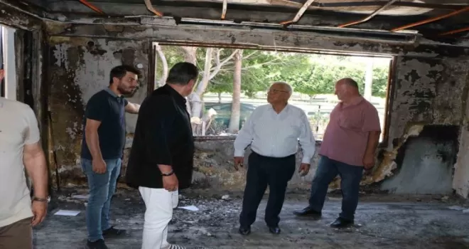Oğuz Tongsir, yanan tesislerde incelemelerde bulundu
