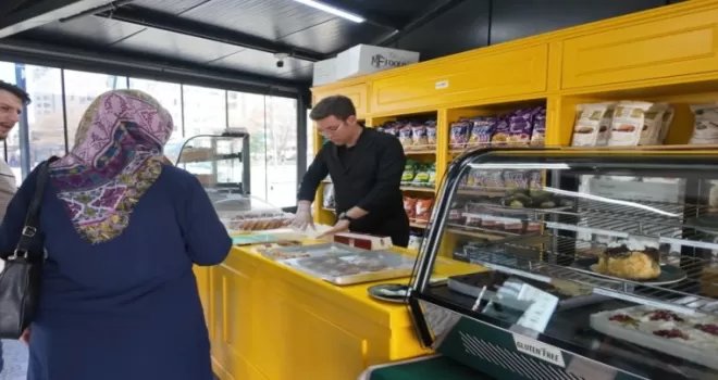 Öksüz ve yetimlerin bayramlıkları Kayseri Talas’tan