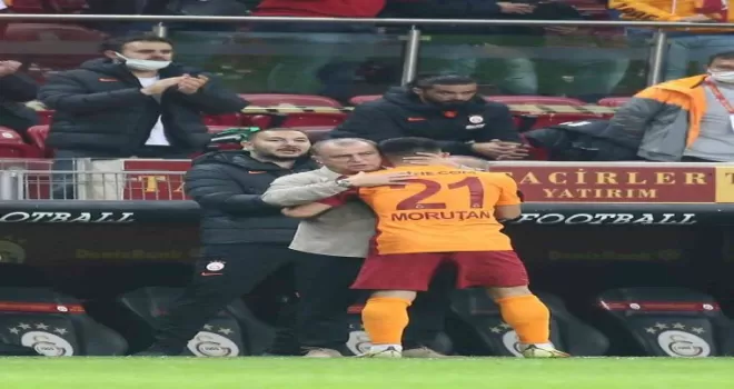 Olimpiu Morutan ligdeki 3. golünü kaydetti
