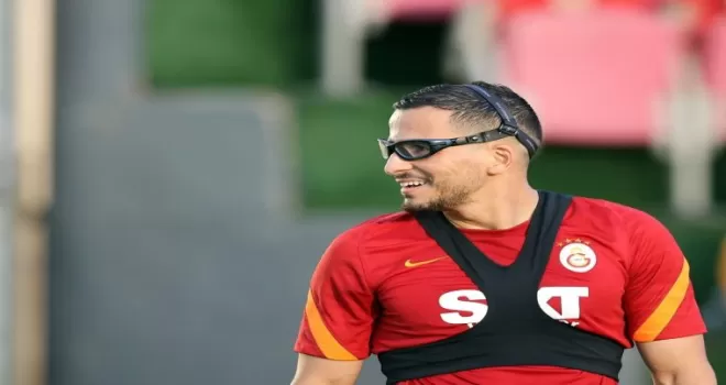 Omar Elabdellaoui takımla ilk idmanına çıktı
